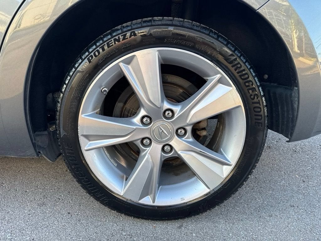 2013 Acura ILX Tech Pkg