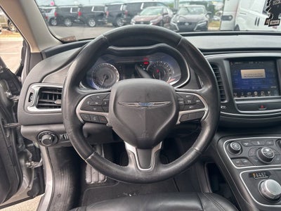 2016 Chrysler 200 Limited Platinum