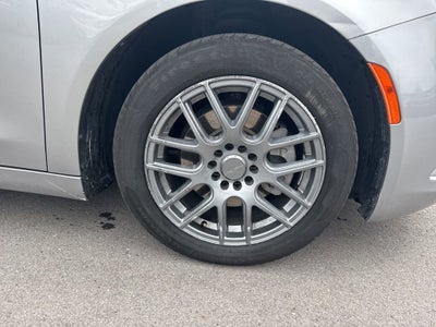 2016 Chrysler 200 Limited Platinum