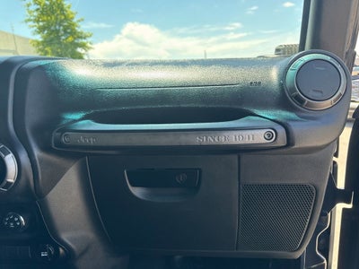2017 Jeep Wrangler Willys Wheeler