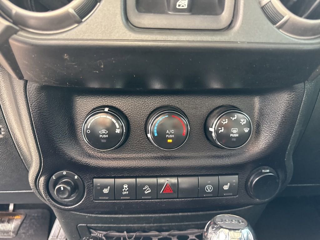 2018 Jeep Wrangler JK Unlimited Altitude