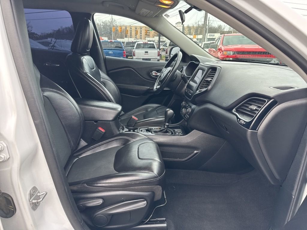 2019 Jeep Cherokee Altitude