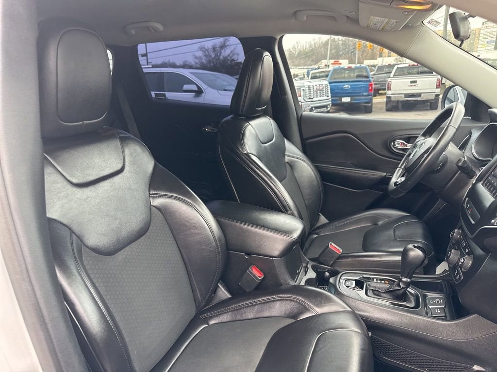 2019 Jeep Cherokee Altitude