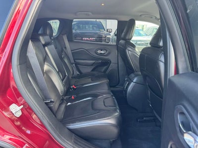 2019 Jeep Cherokee Altitude