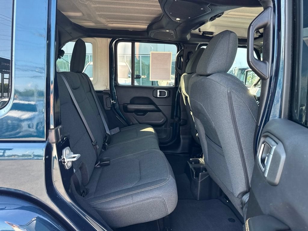 2025 Jeep Wrangler Sahara