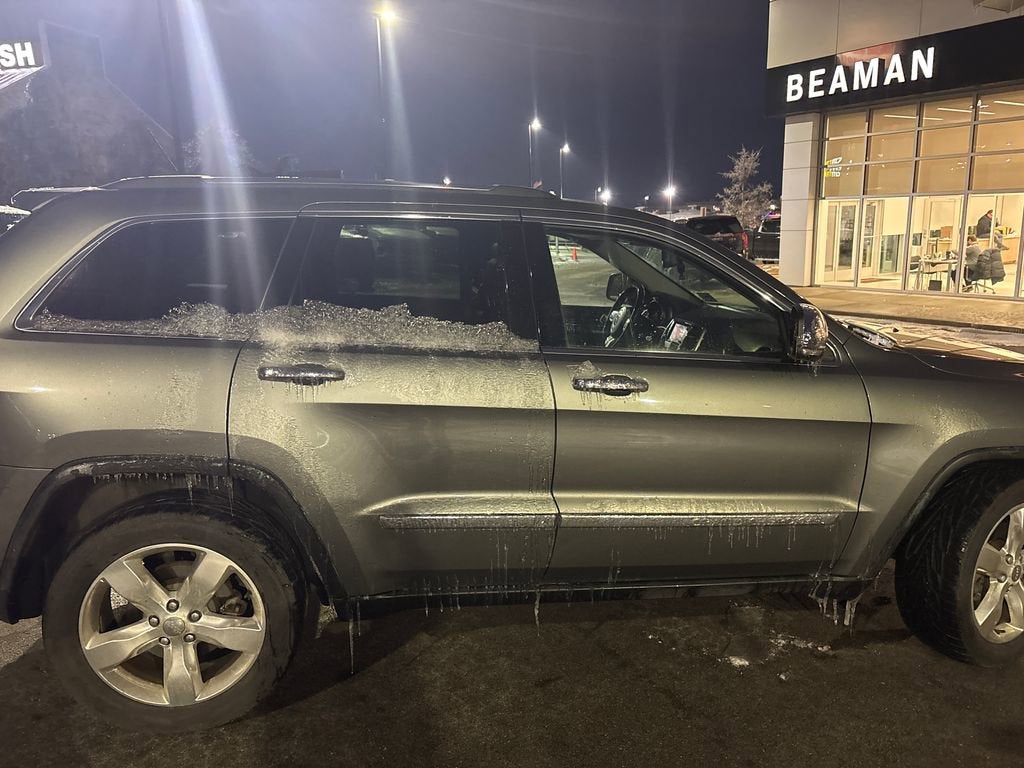 2013 Jeep Grand Cherokee Overland Summit