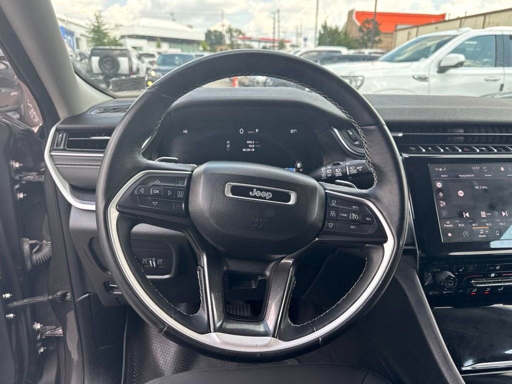 2022 Jeep Grand Cherokee L Laredo