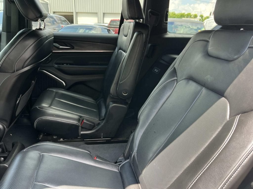 2023 Jeep Grand Cherokee L Overland