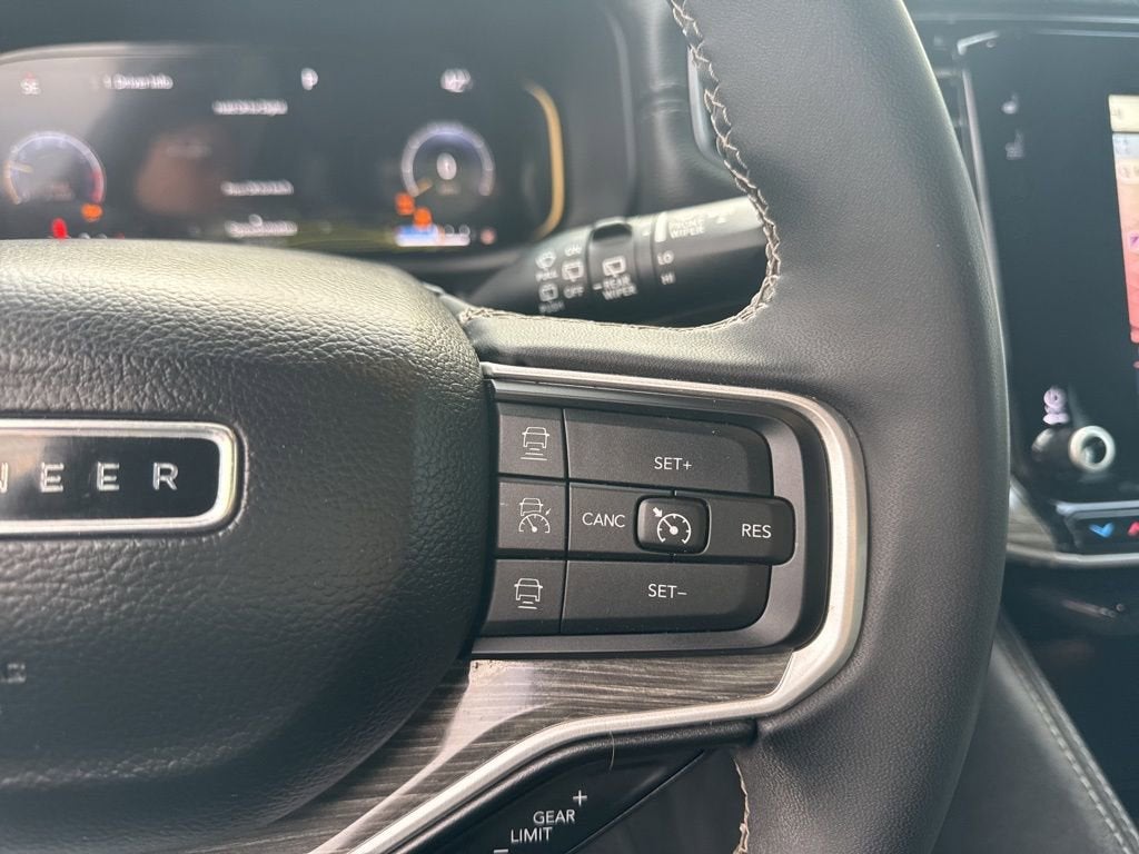 2022 Jeep Wagoneer Series III