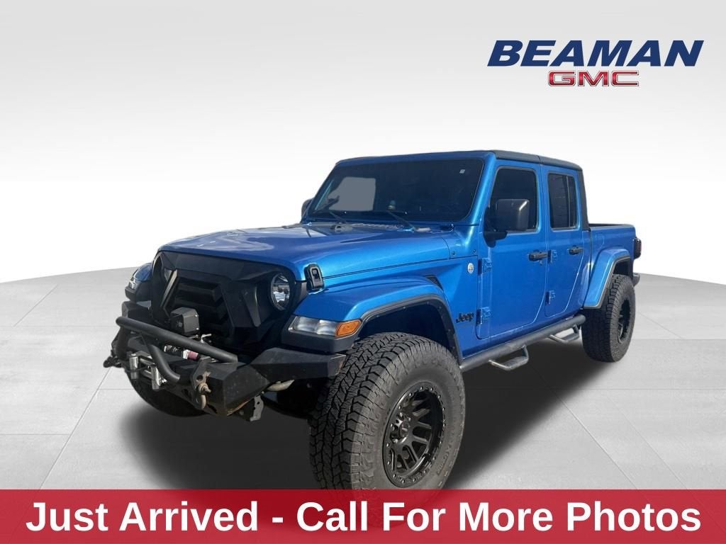 2020 Jeep Gladiator Sport S's photo