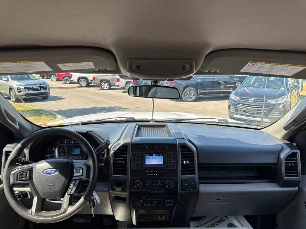 2022 Ford Super Duty F-250 SRW XL