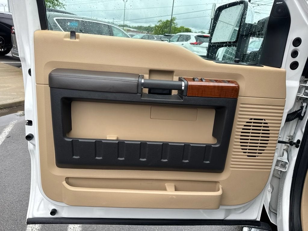 2016 Ford Super Duty F-250 SRW Lariat