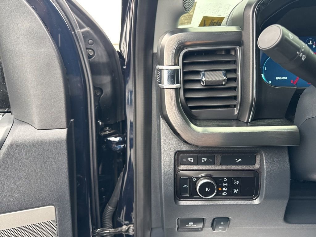 2024 Ford Super Duty F-450 DRW XL