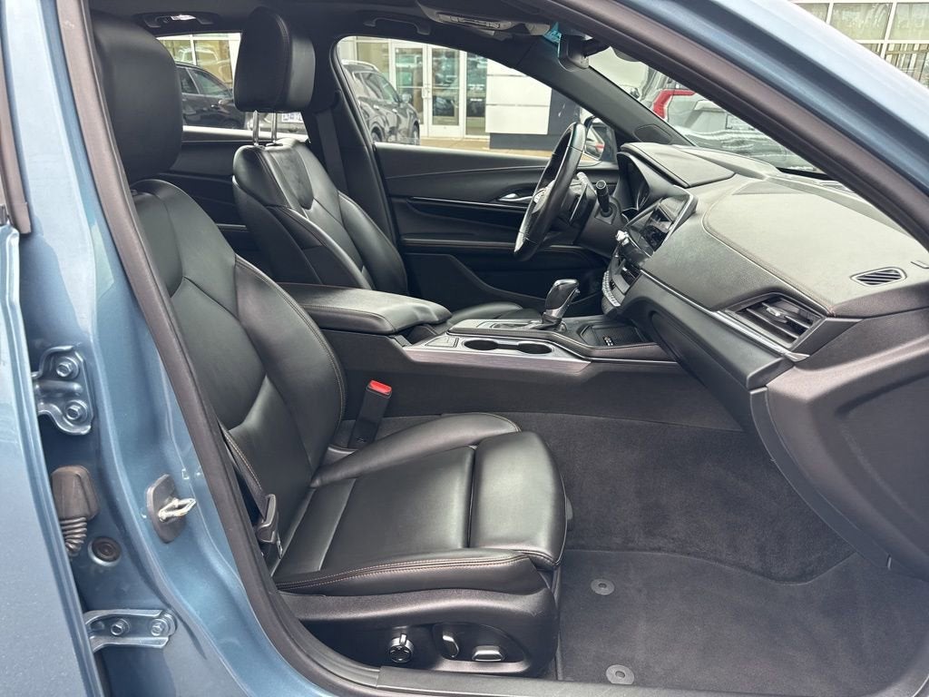 2023 Cadillac CT4 Sport