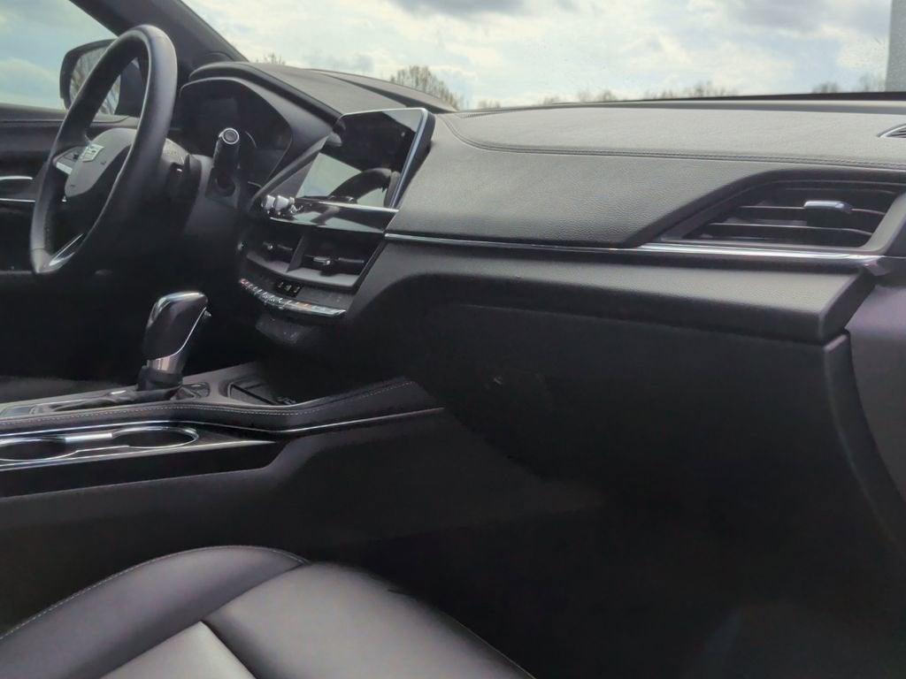 2022 Cadillac CT4 Luxury