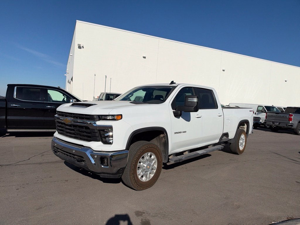 2025 Chevrolet Silverado 3500 HD LT