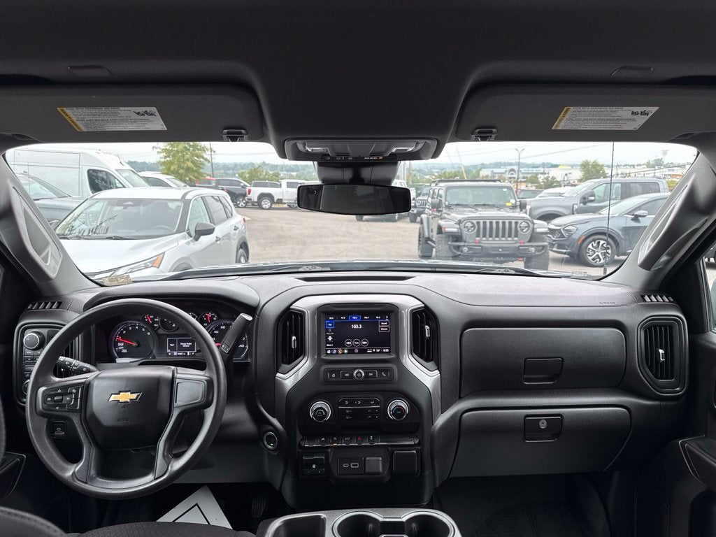 2024 Chevrolet Silverado 1500 Custom