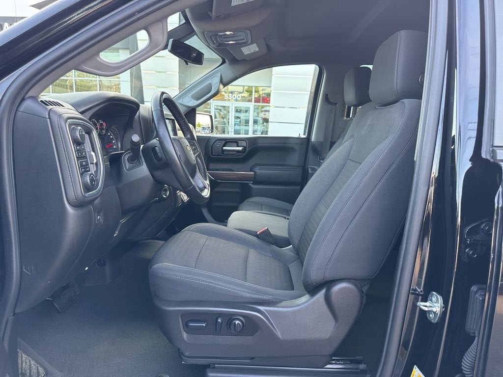 2022 Chevrolet Silverado 1500 LTD LT (2FL)