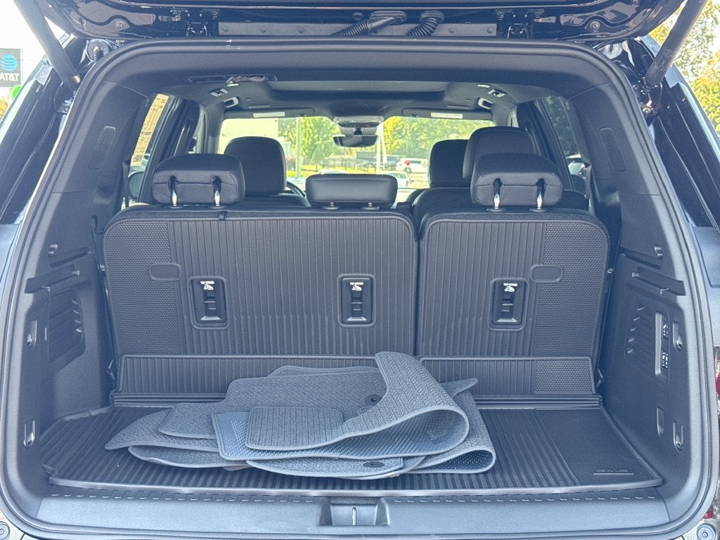 2027 GMC Acadia Denali