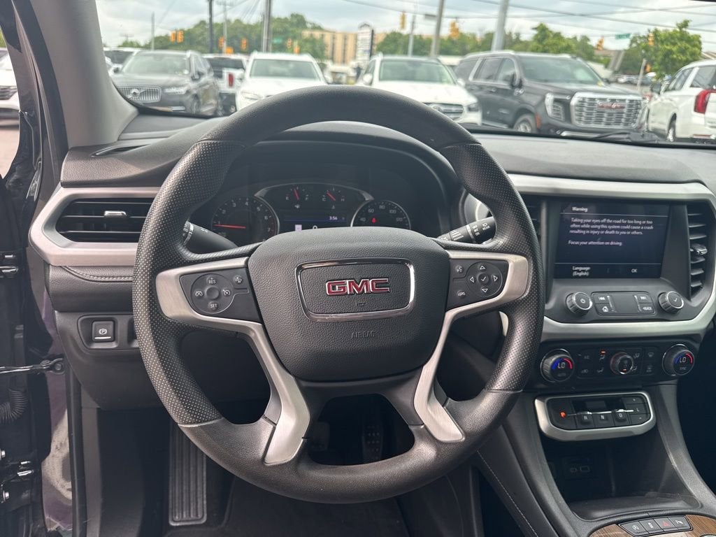 2023 GMC Acadia SLE