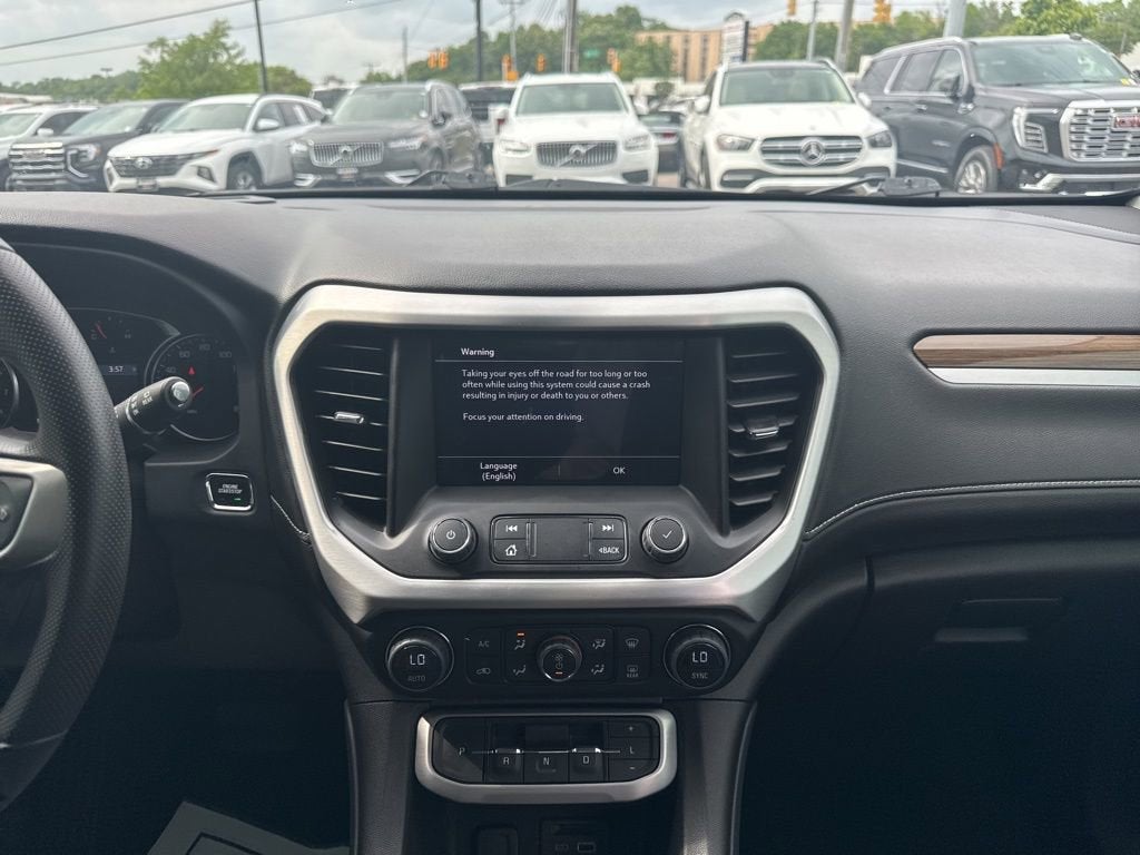 2023 GMC Acadia SLE