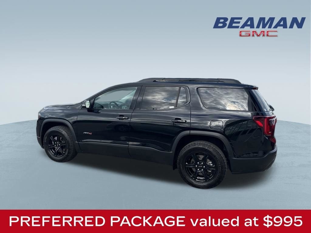 2023 GMC Acadia AT4