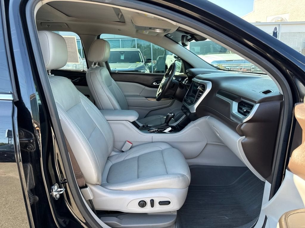 2018 GMC Acadia SLT