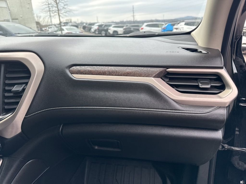 2021 GMC Acadia Denali