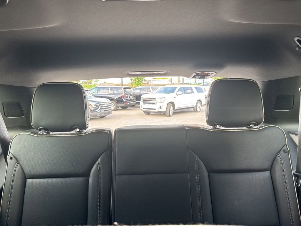 2024 GMC Yukon SLT