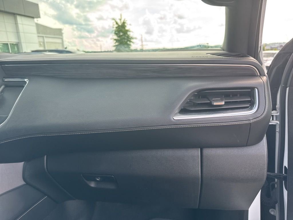 2024 GMC Yukon XL SLT