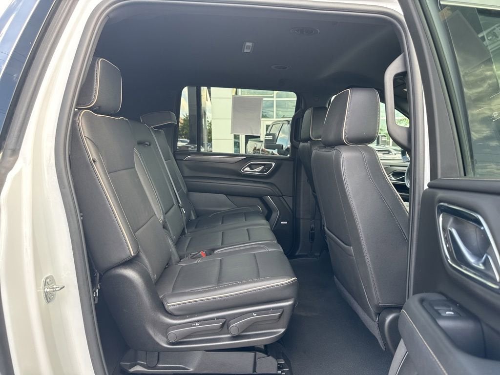 2024 GMC Yukon XL SLT