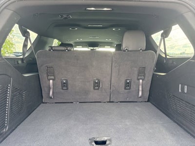 2024 GMC Yukon XL SLT