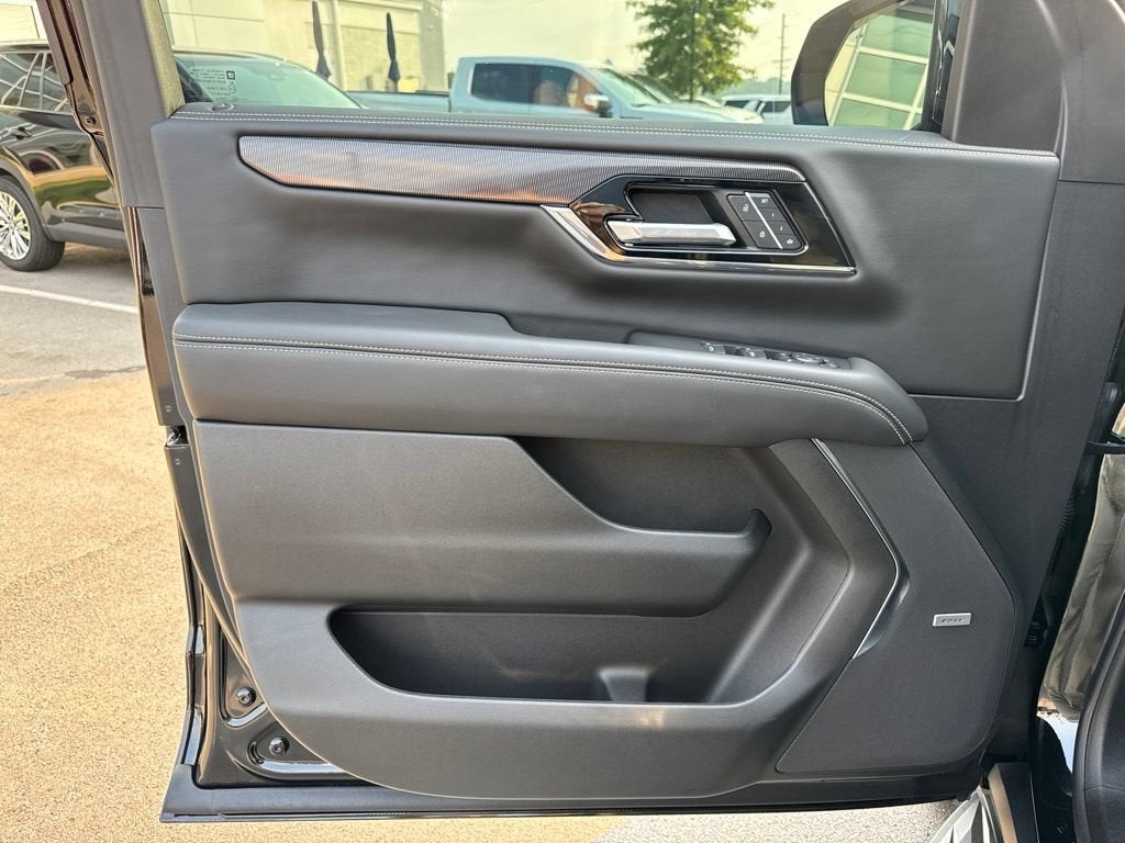 2025 GMC Yukon XL Elevation