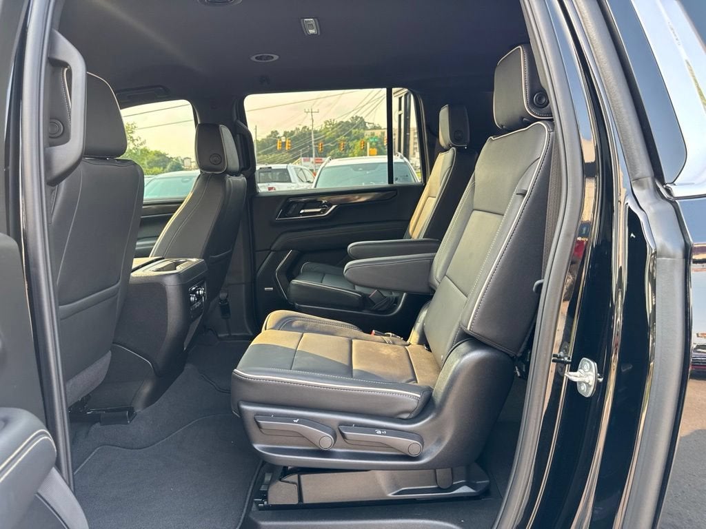 2025 GMC Yukon XL Elevation