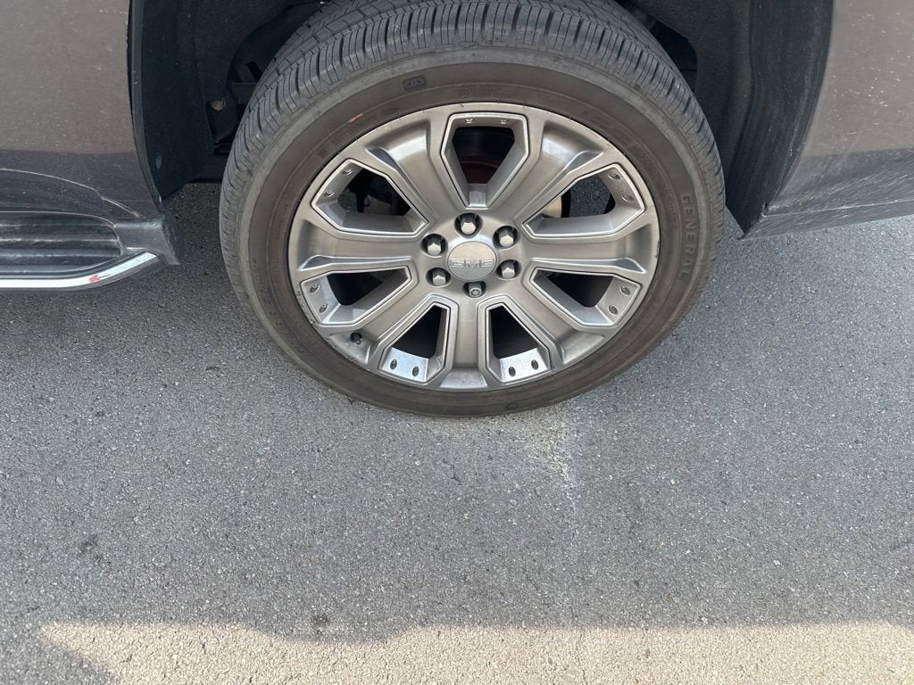 2017 GMC Yukon SLT