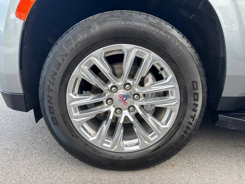 2023 GMC Yukon SLT