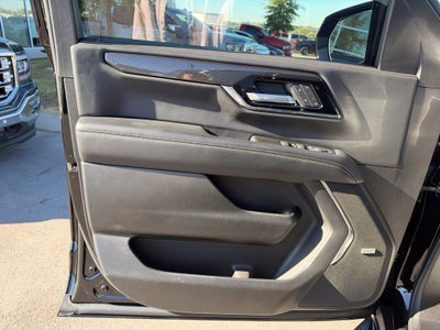 2025 GMC Yukon Elevation