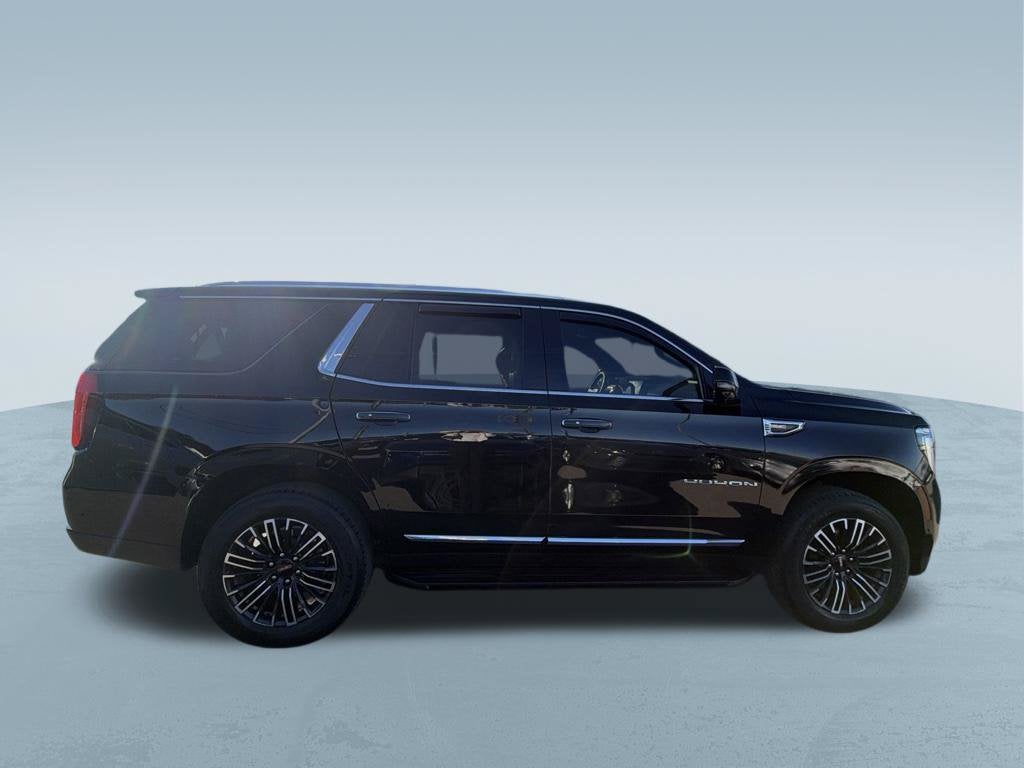 2025 GMC Yukon Elevation