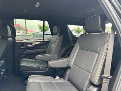 2025 GMC Yukon Elevation
