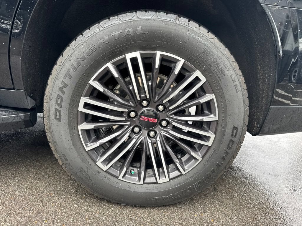 2025 GMC Yukon Elevation