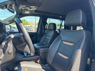 2023 GMC Yukon AT4
