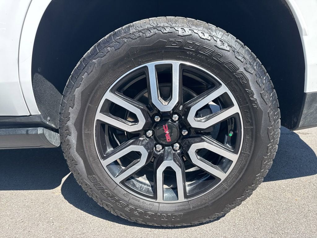 2023 GMC Yukon AT4