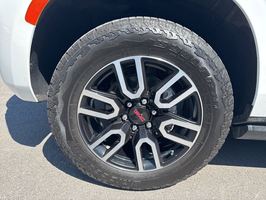 2023 GMC Yukon AT4
