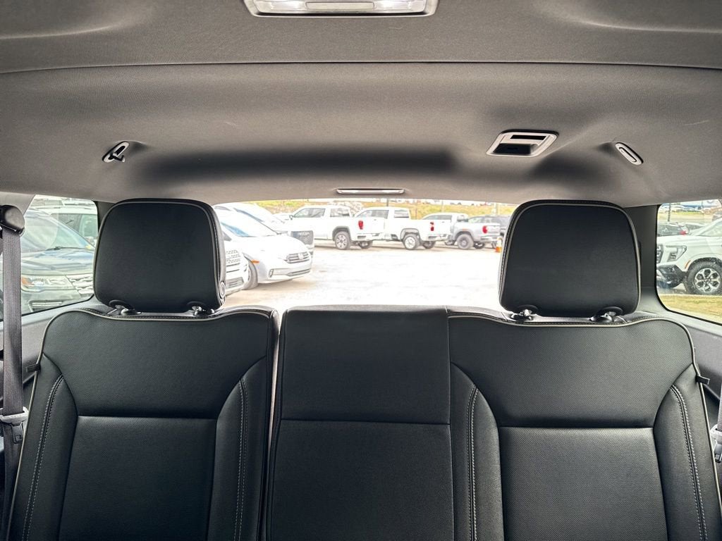 2024 GMC Yukon XL SLT