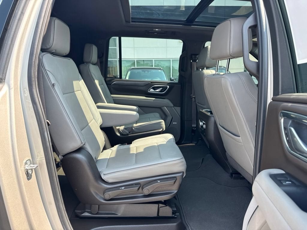 2023 GMC Yukon XL SLT