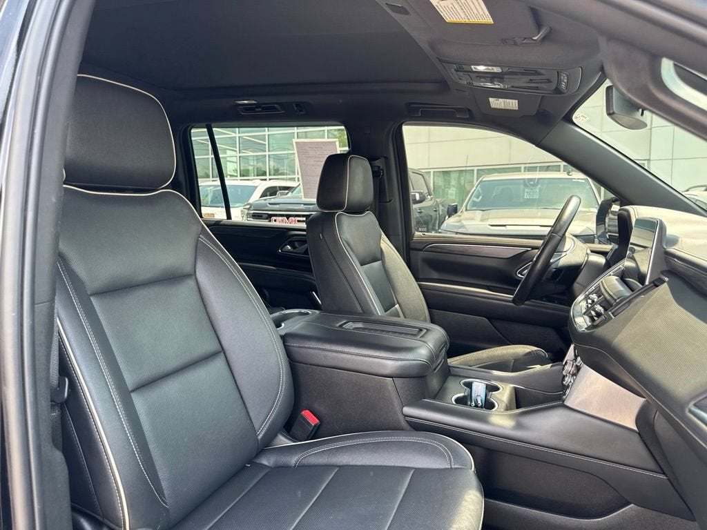 2022 GMC Yukon XL SLT