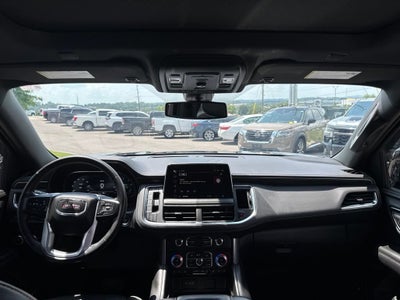 2022 GMC Yukon XL SLT