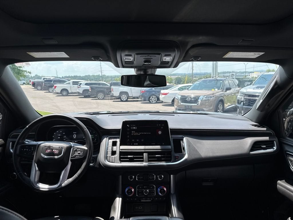 2022 GMC Yukon XL SLT