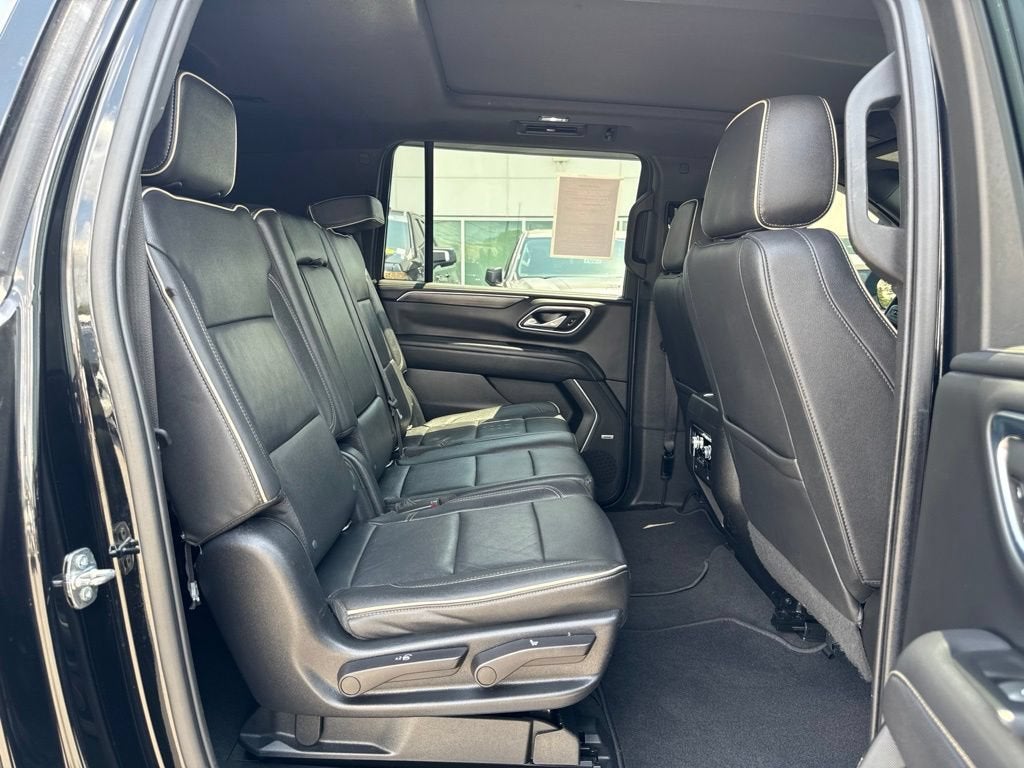 2022 GMC Yukon XL SLT