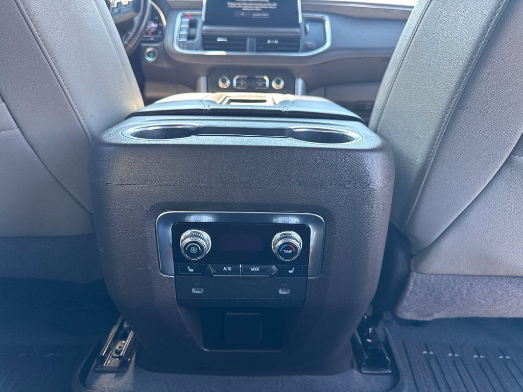 2022 GMC Yukon XL SLT